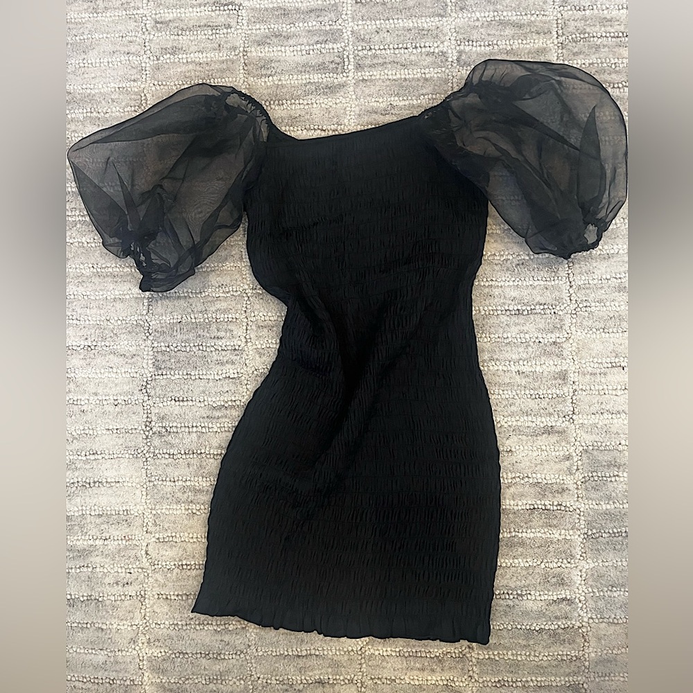 Beige Botany, brand new dress, Size M, black.
